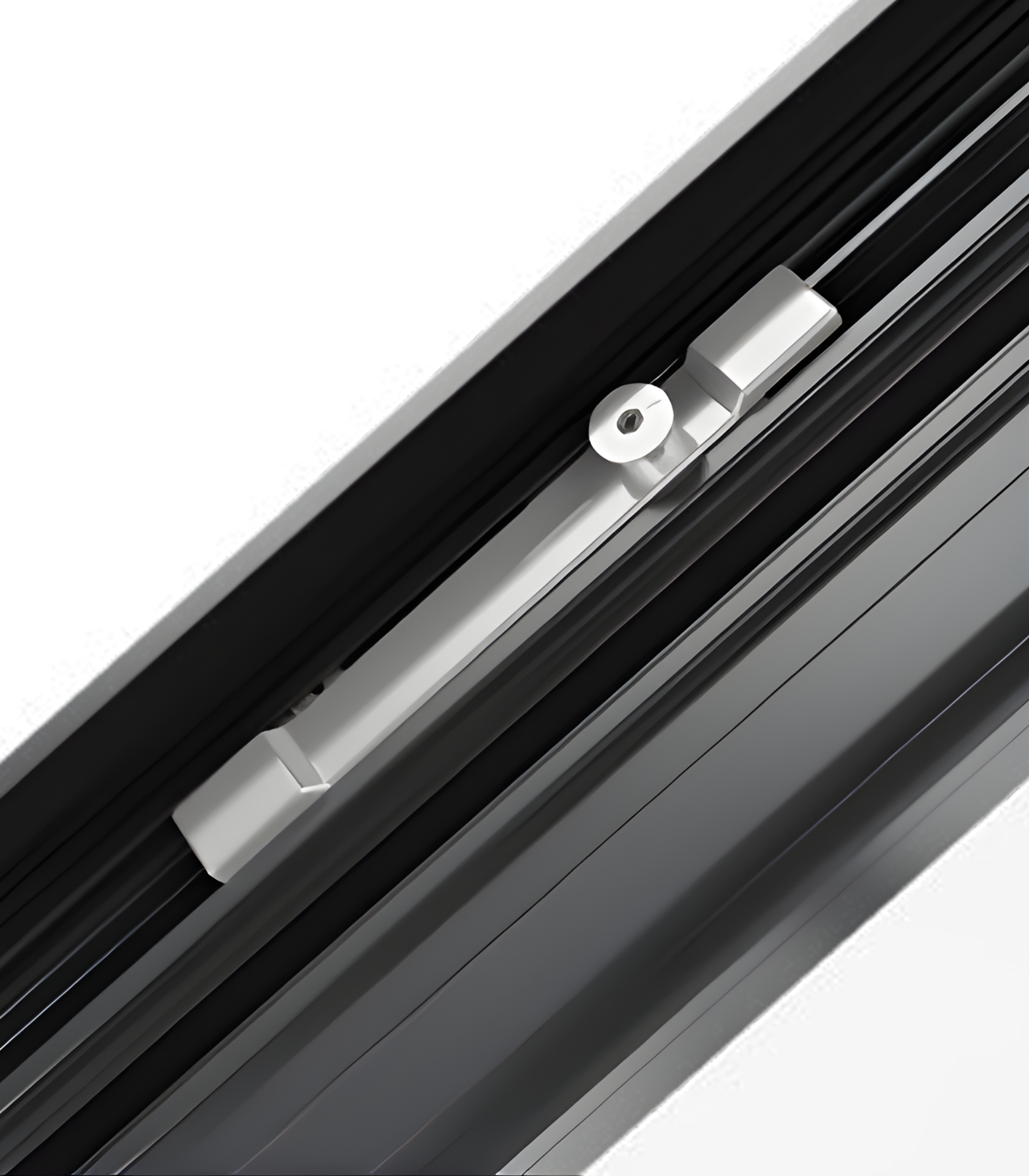 VLX 80 Awning Window in San Francisco, CA | Lightwell Windows San Francisco - detail 4