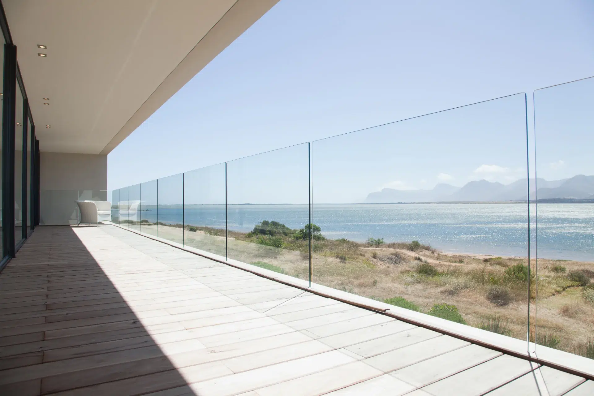 VLX 120 Glass Railing System in San Francisco, CA | Lightwell Windows San Francisco - detail 1